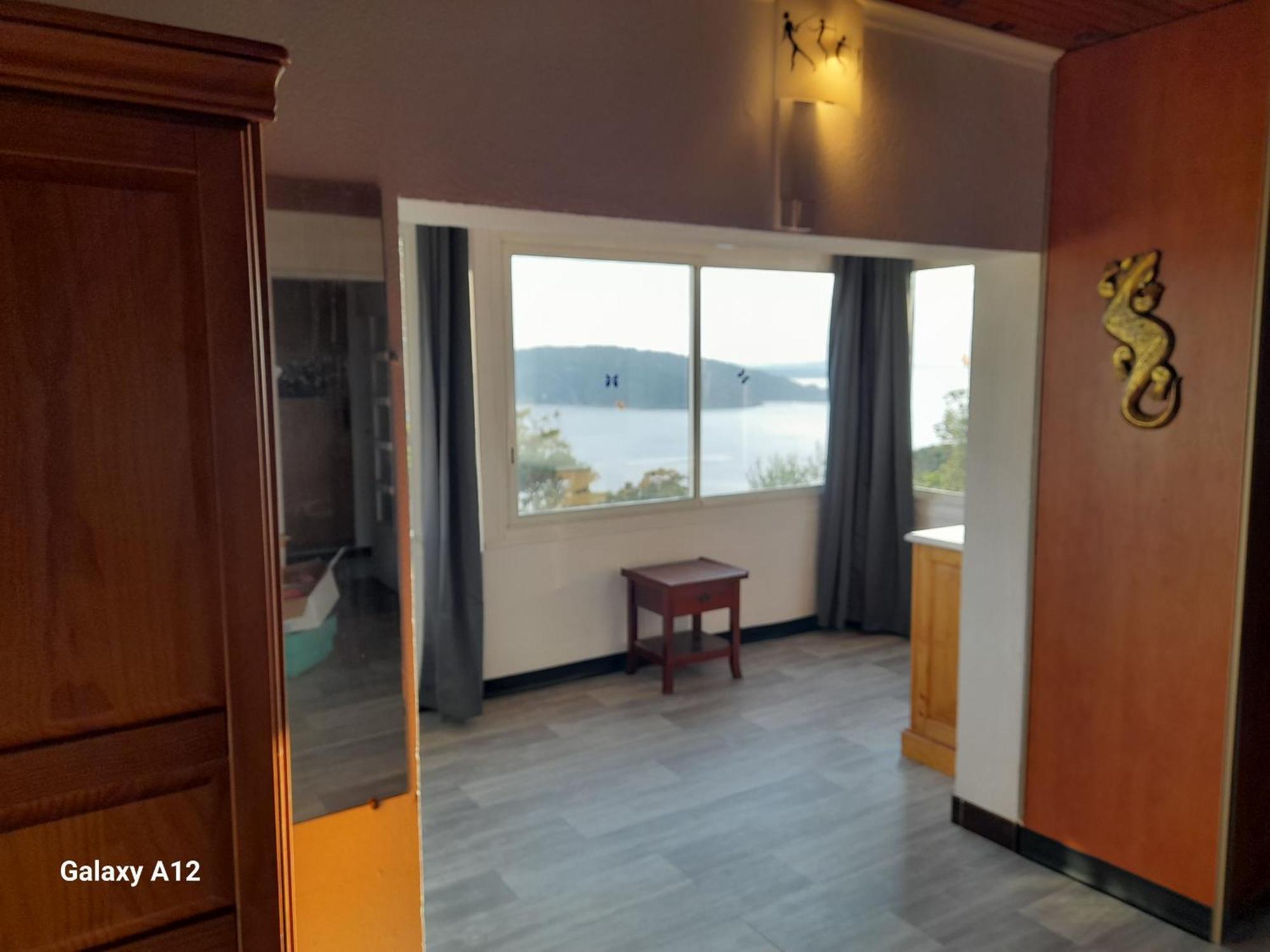 La Coccinelle Lejlighedshotel Île du Levant Eksteriør billede