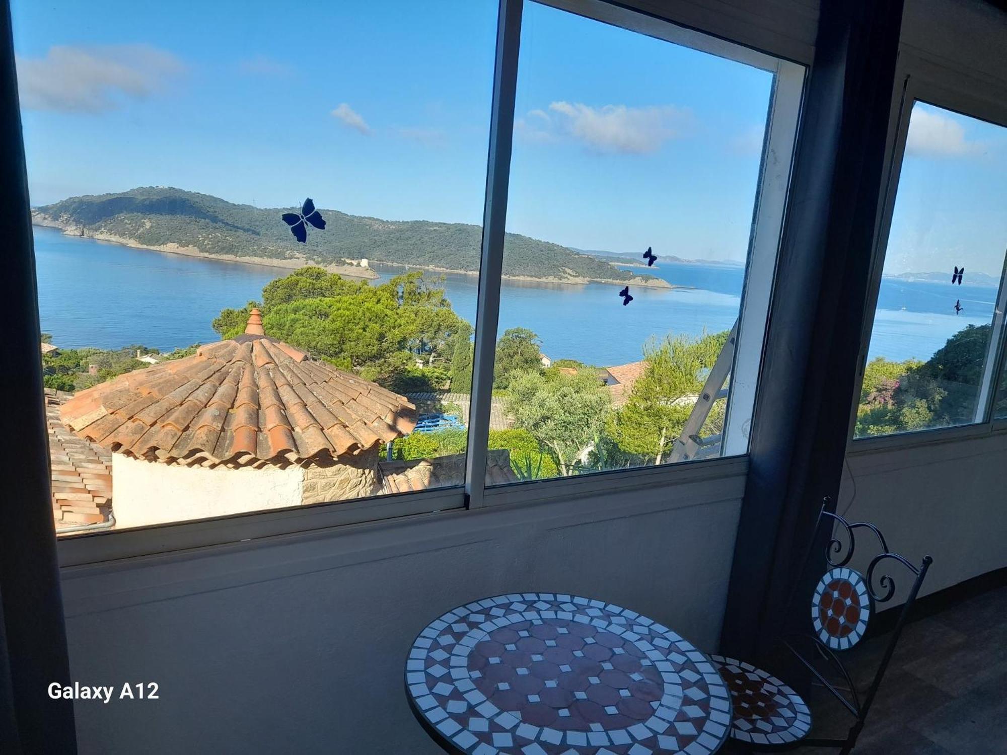 La Coccinelle Lejlighedshotel Île du Levant Eksteriør billede
