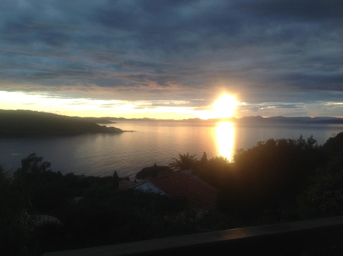La Coccinelle Lejlighedshotel Île du Levant Eksteriør billede