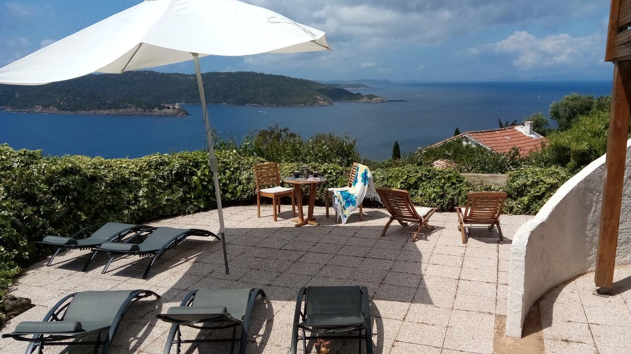 La Coccinelle Lejlighedshotel Île du Levant Eksteriør billede
