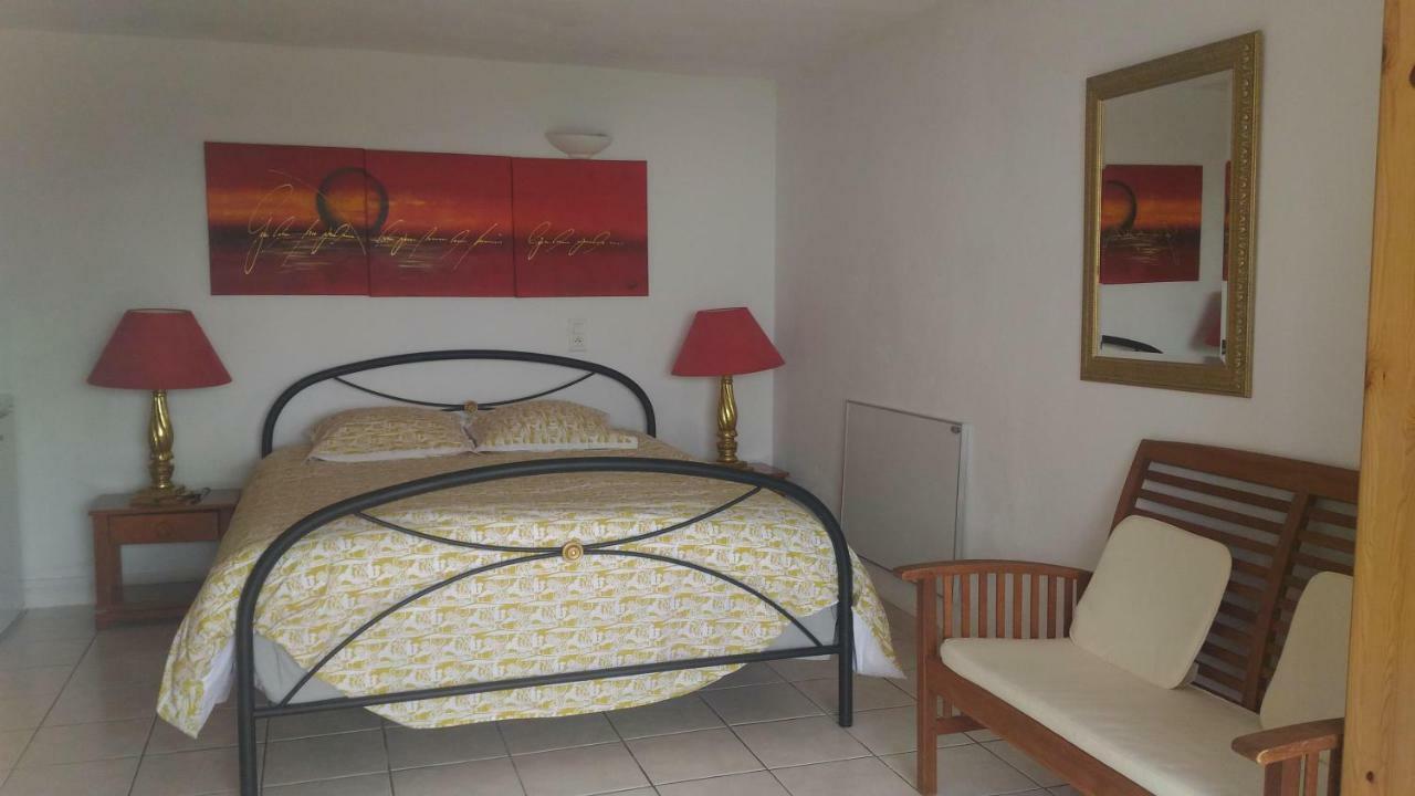 La Coccinelle Lejlighedshotel Île du Levant Eksteriør billede